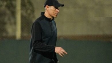 گل‌محمدی و فاضلی در جدال کلامی بر سر اتلاف وقت پس از پیروزی فولاد